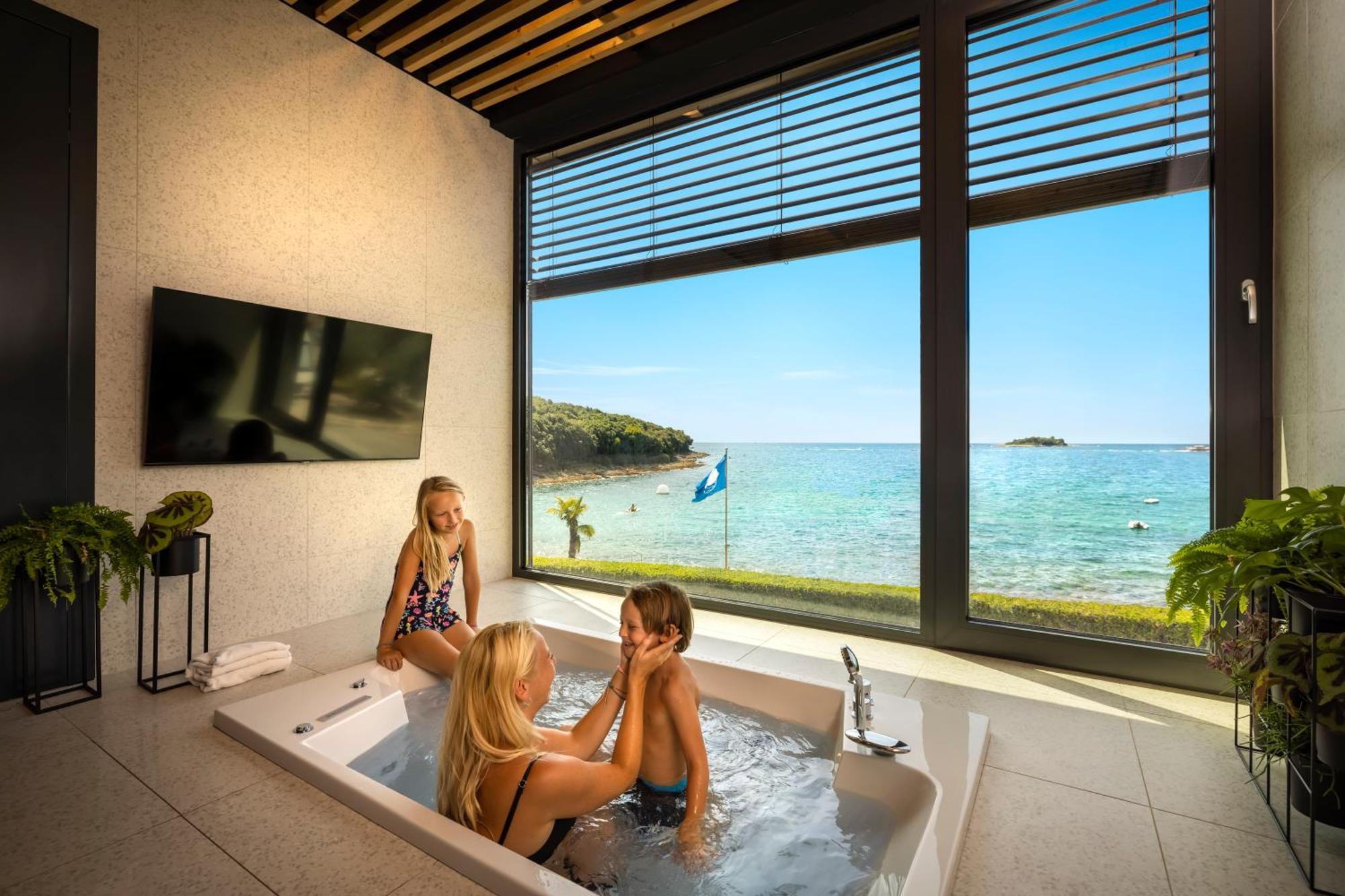 Maistra Camping Porto Sole Pitches Vrsar Exteriör bild
